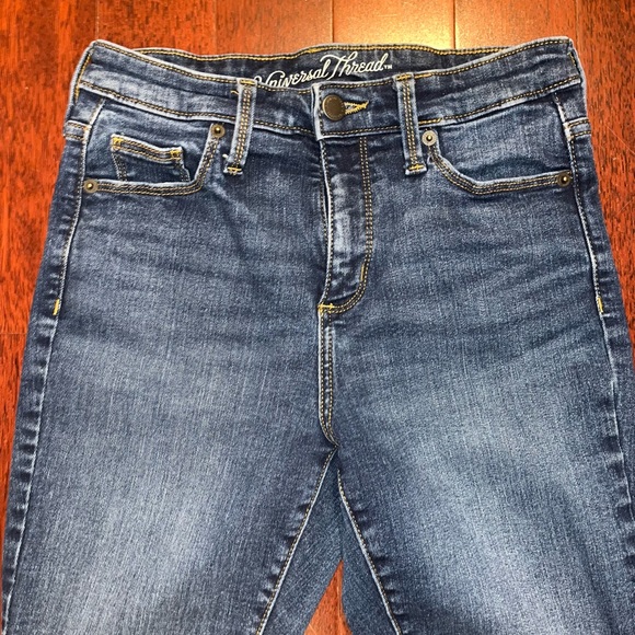 Target universal thread skinny Jean size 2/26 R great condition - Picture 2 of 4